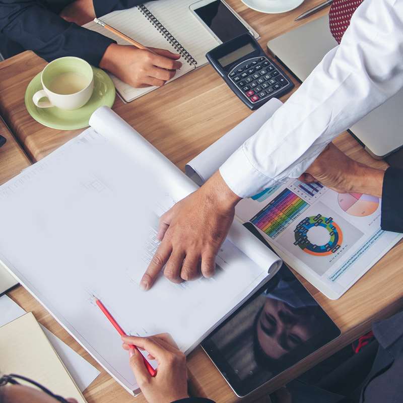 Financial_Management_Workshop_Side Scroling Card Component