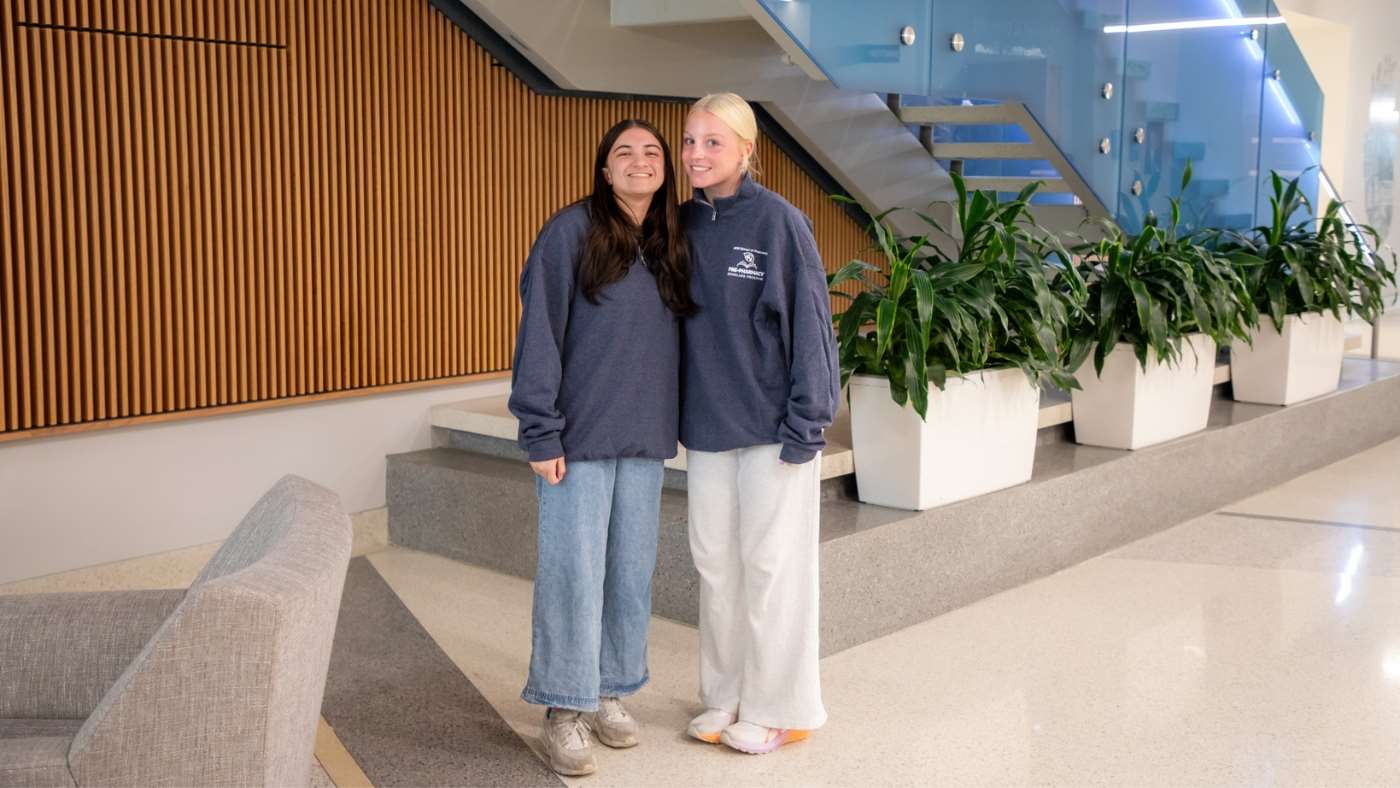 Pre-Pharmacy Scholars participants Sarah Al-Jawhar (left) and Eliana Putnam (right)