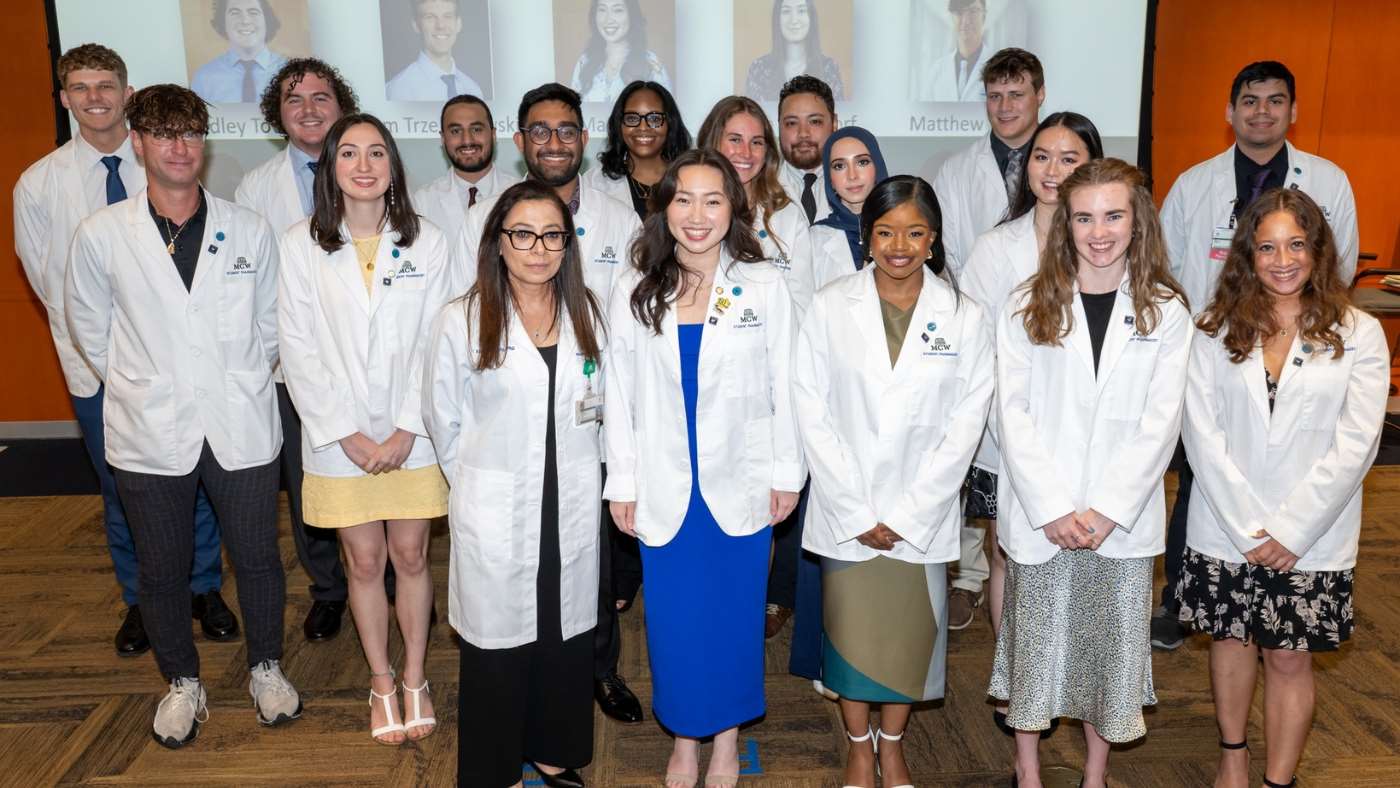 School of Pharmacy Class of 2027 Pinning Student Ambassadors