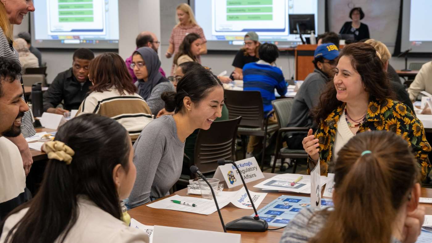 MCW pharmacy students participating in Pfizer workshop