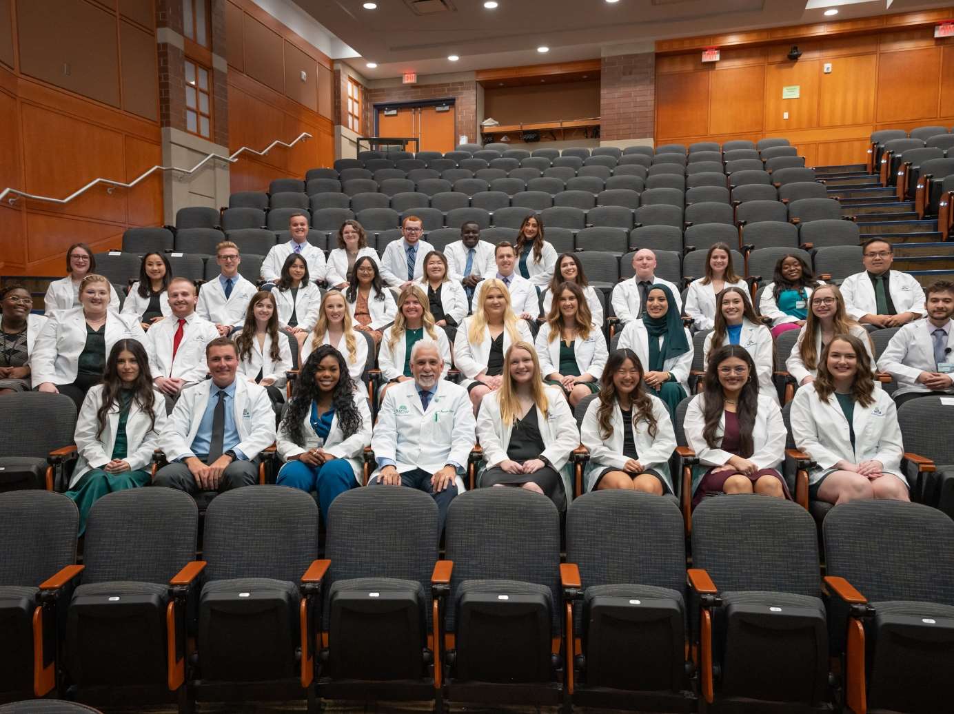 Class of 2026 to begin clinical rotations following White Coat Ceremony