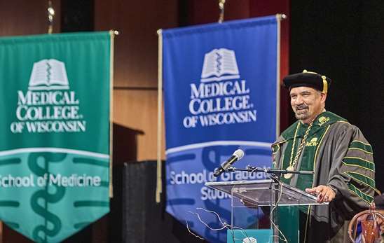 Dr. Noah Adrians