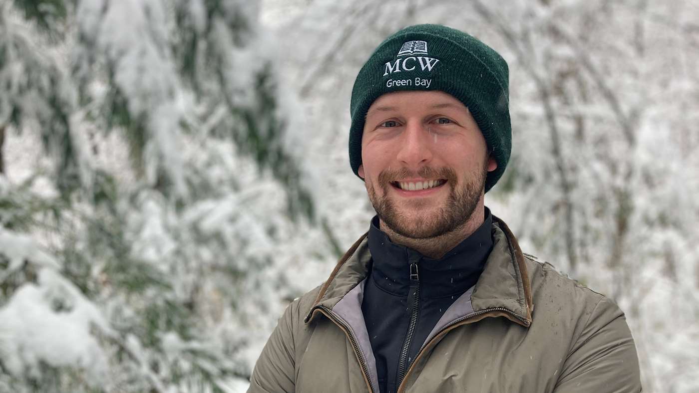 Robert E. Becker, MD '19, FEL '25