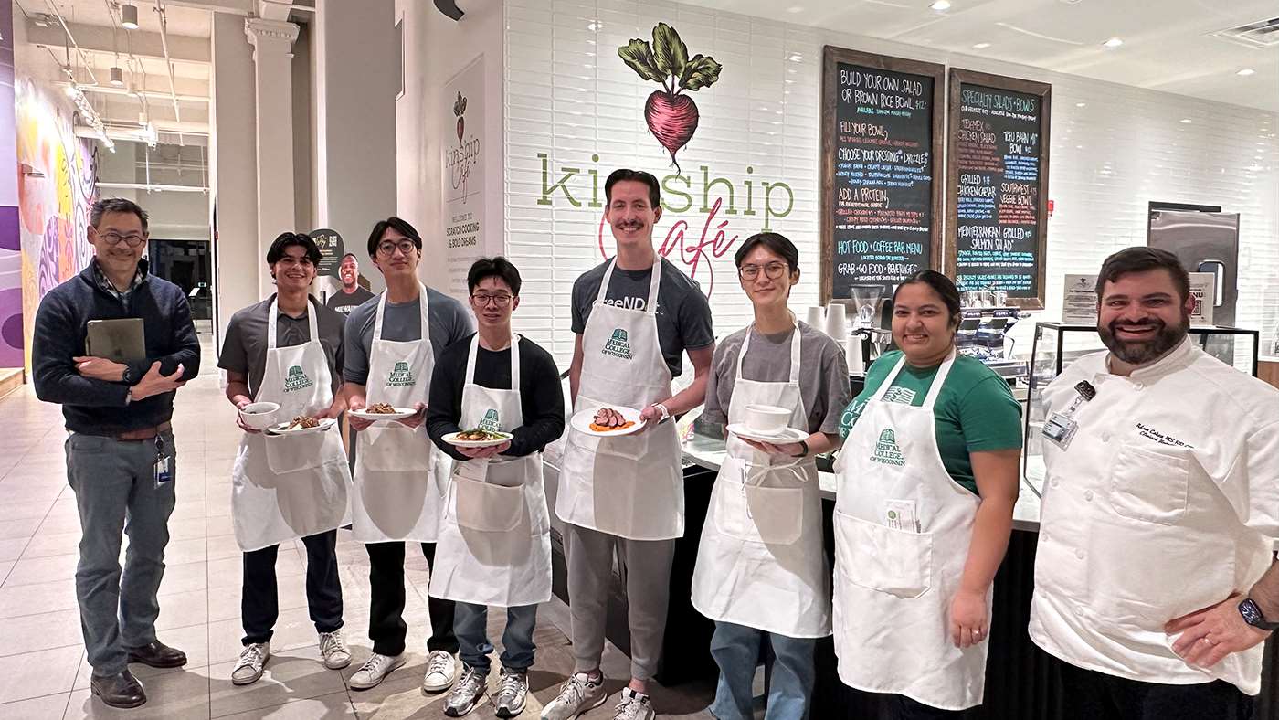 MCW medical students participating in culinary medicine elective