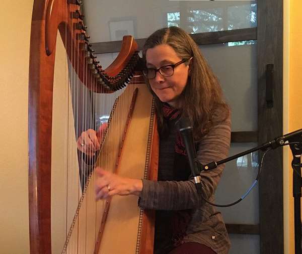 Harps of Comfort harpist 2