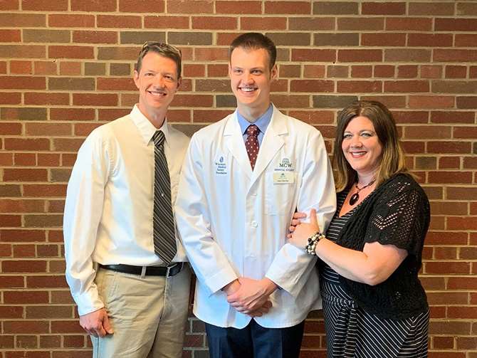 Jake Deviley, MD, 2022 MCW-Green Bay graduate