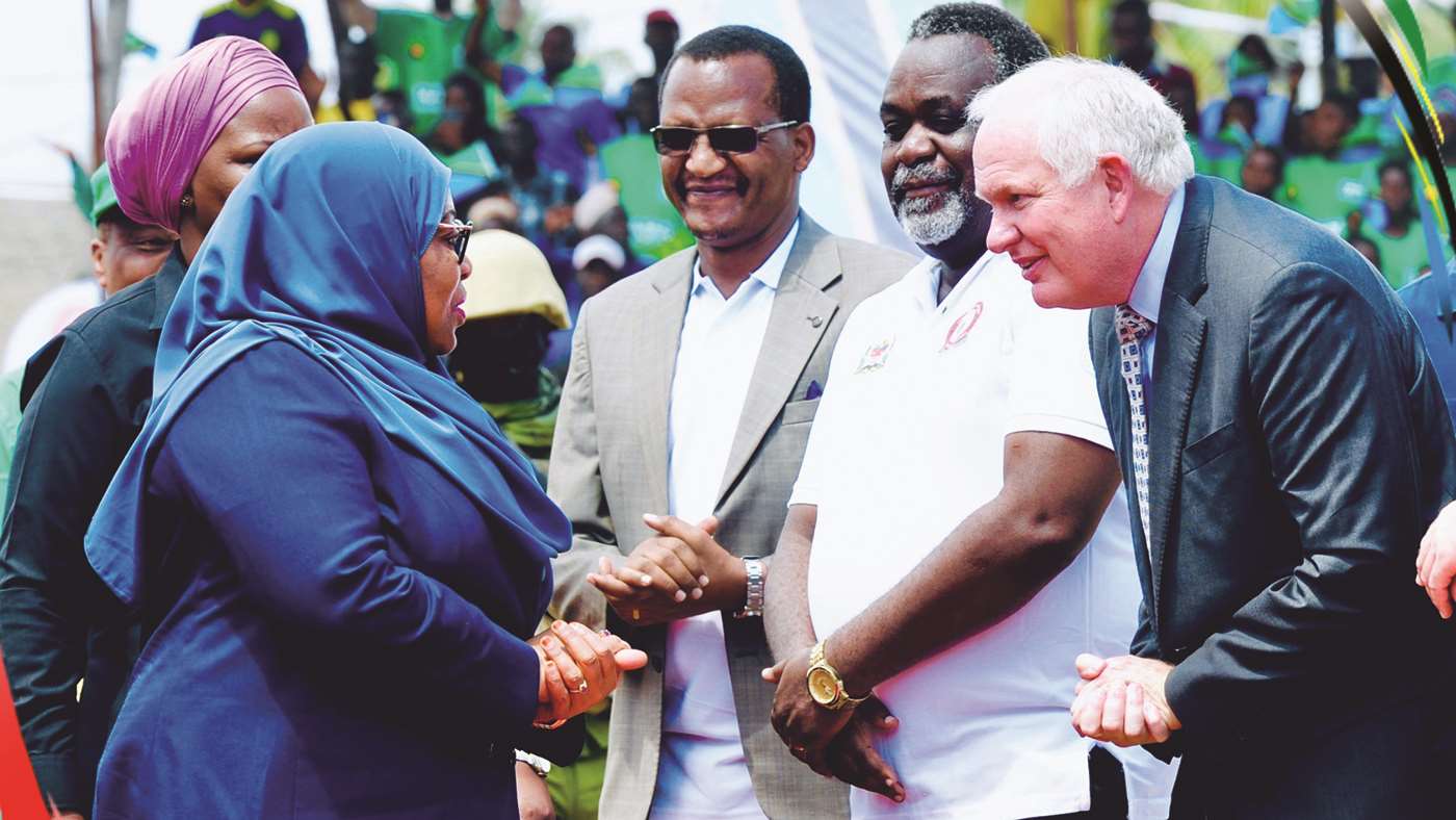 Dr. Donald J. Wright meets with Her Excellency President Samia Suluhu Hassan of Tanzania