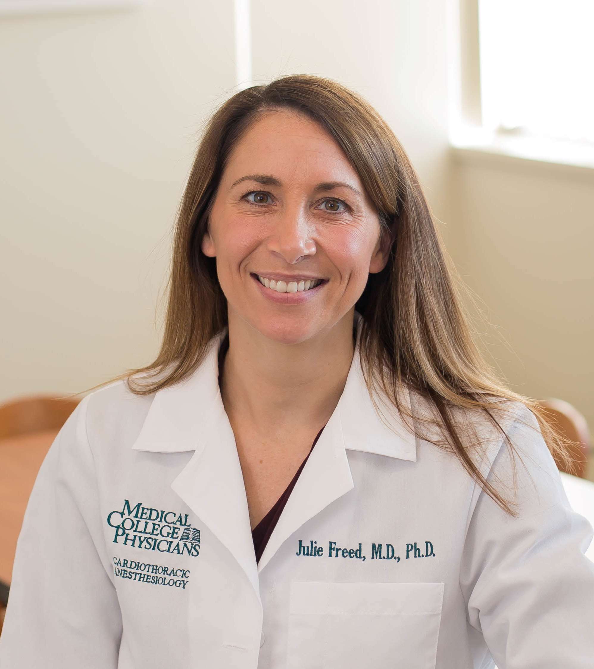 Dr Julie Freed, MD, PhD