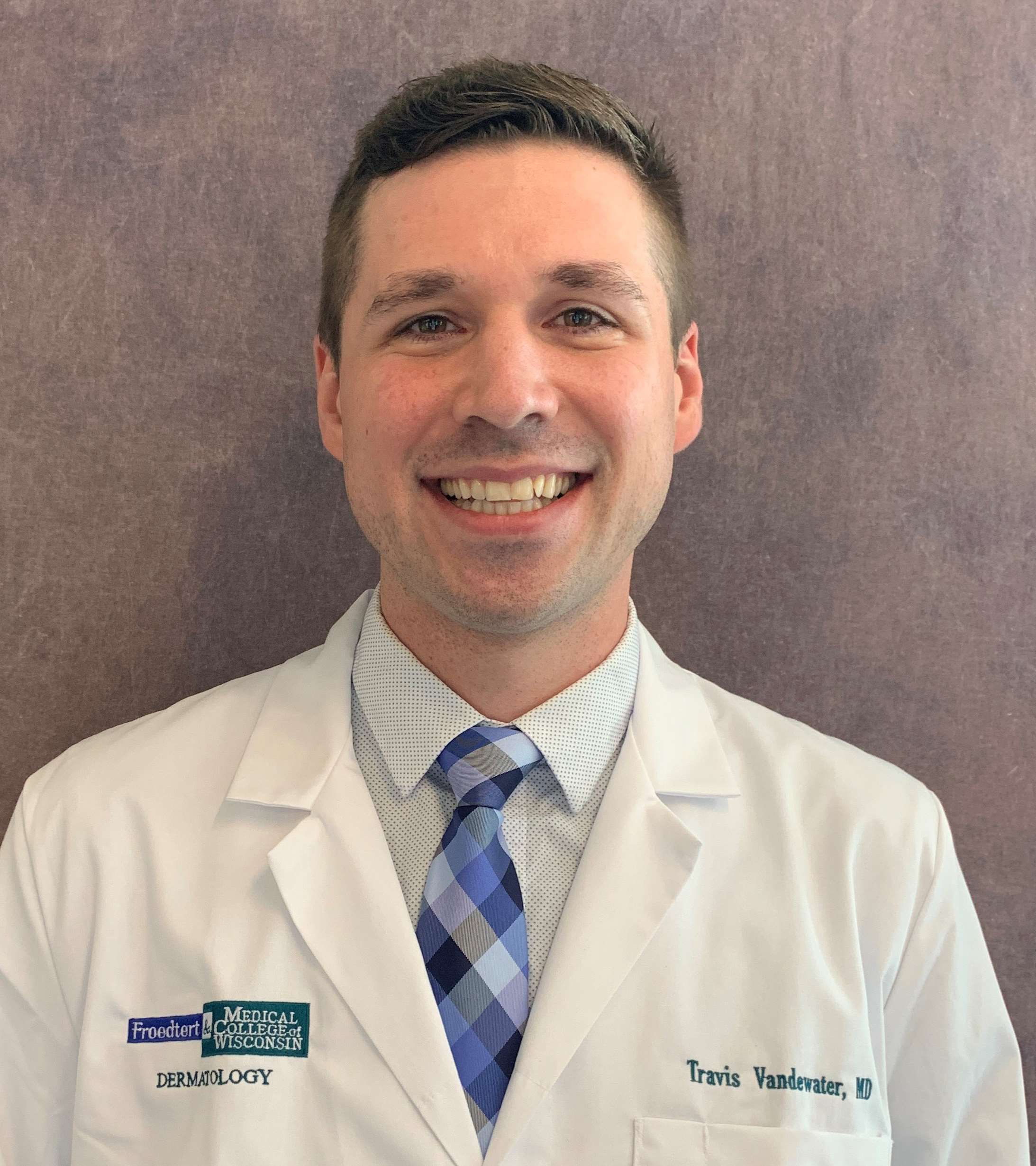 Travis VandeWater, MD