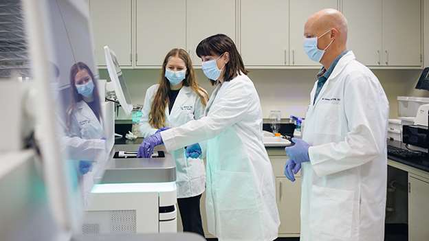 Mellowes Center team working with NovSeq6000