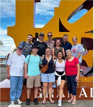 Dustin Richter, MD and group | Nicaraguan medical mission trip