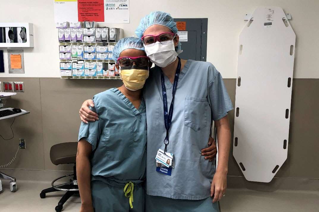 Drs. Kindel and Munie (prior fellow) ready for bariatric surgery 