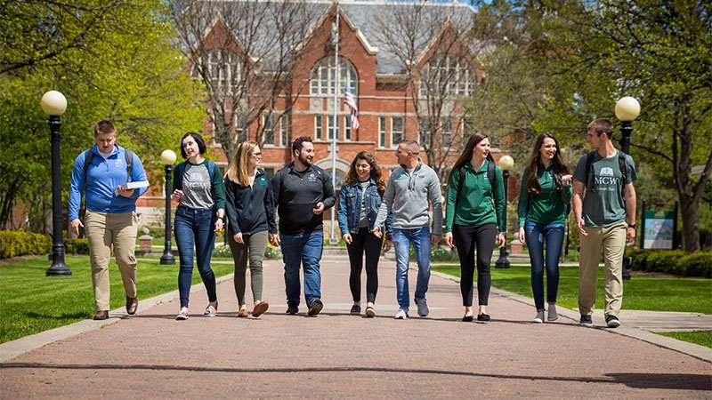 MCW Green Bay Students on Campus