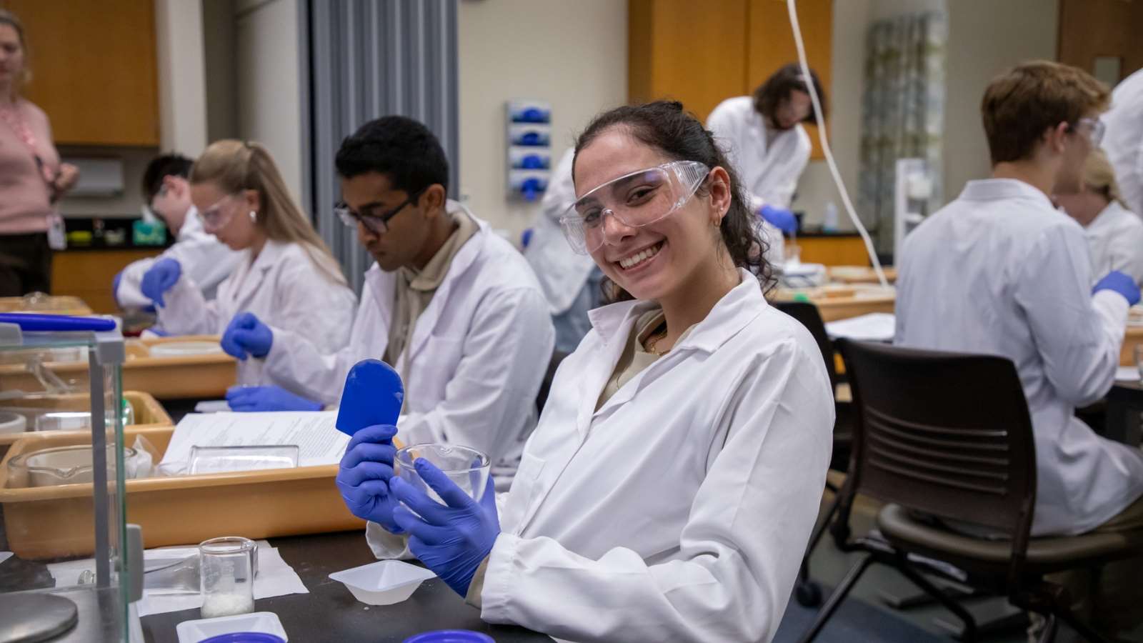 2025 Girl Pharmaceutics Lab_Intro