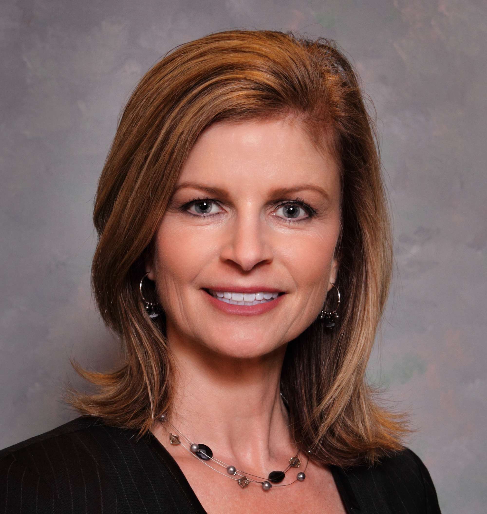 Karen Mackinnon_c